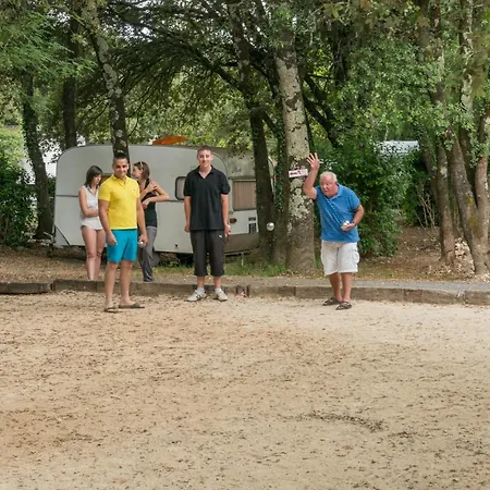 Camping Le Sous Bois*** Κάμπινγκ *